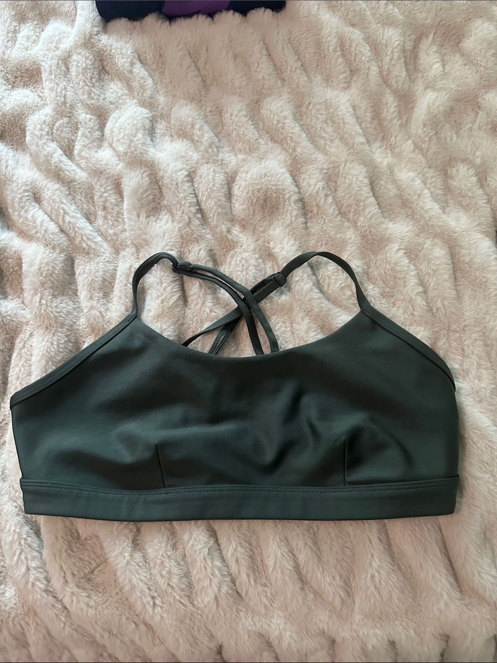 Alo Yoga Women’s Intrigue Strappy Bra - Dark Green Medium